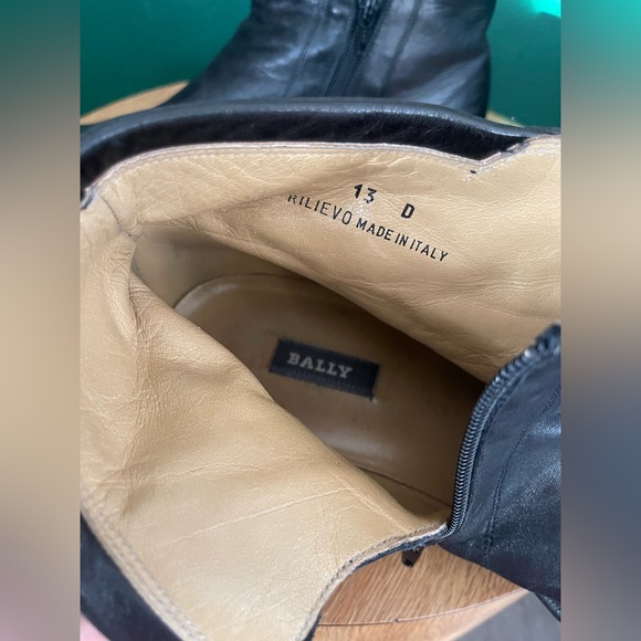 Men’s Bally Zip up Boots - Picture 3 of 5